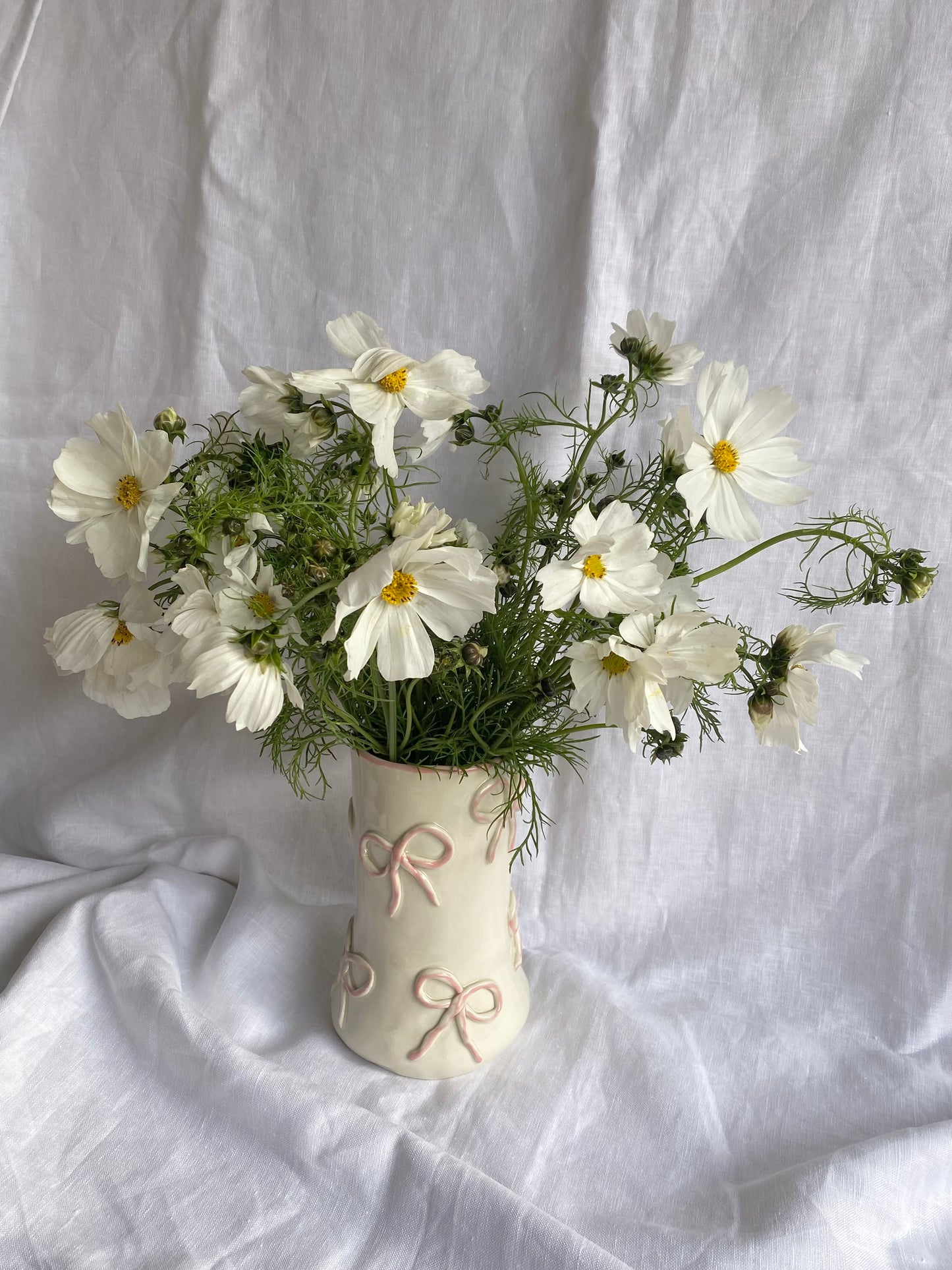 Pretty bows vase 🎀