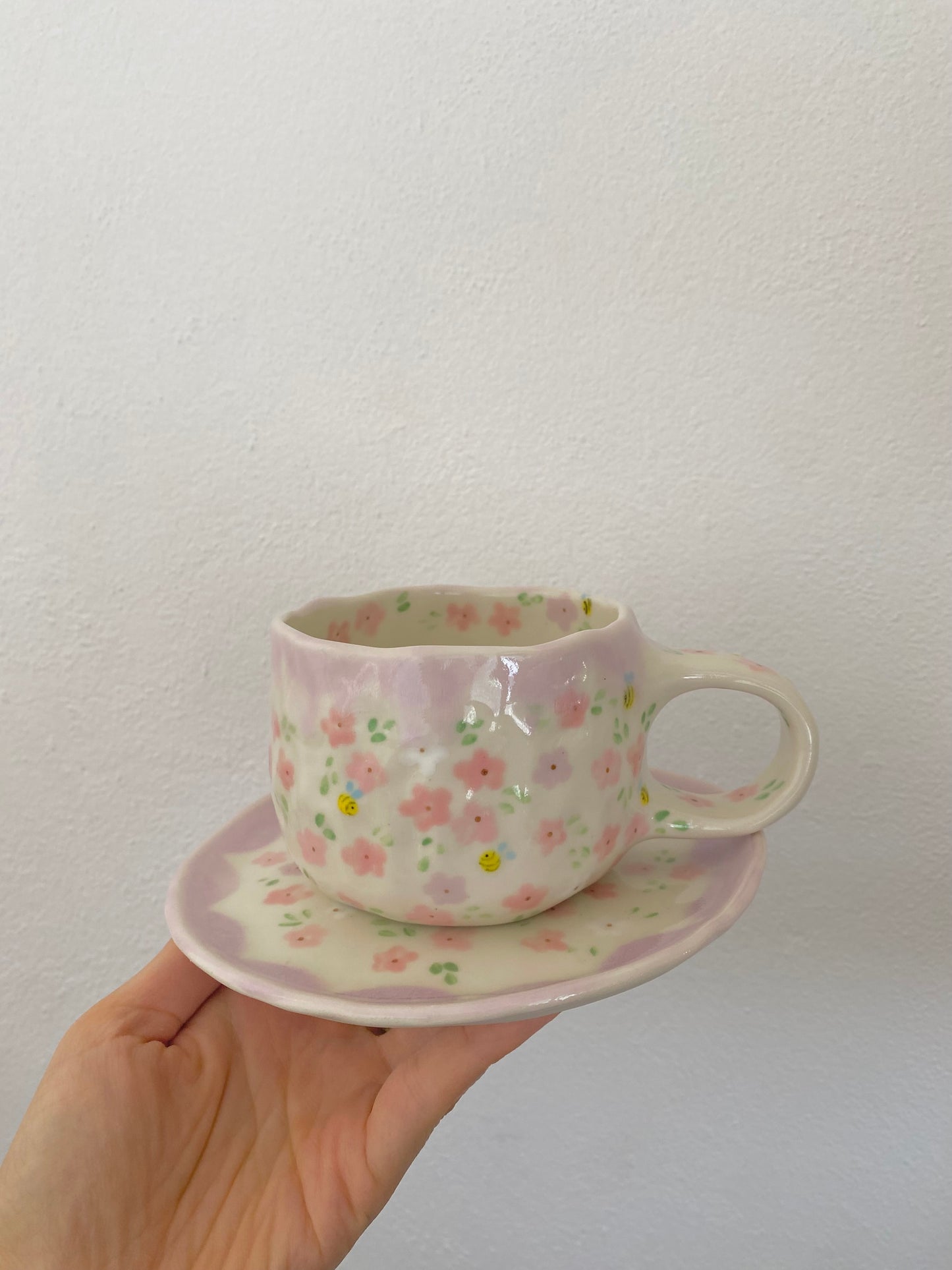 Dreamy Daises mug & saucer set 💐🐝