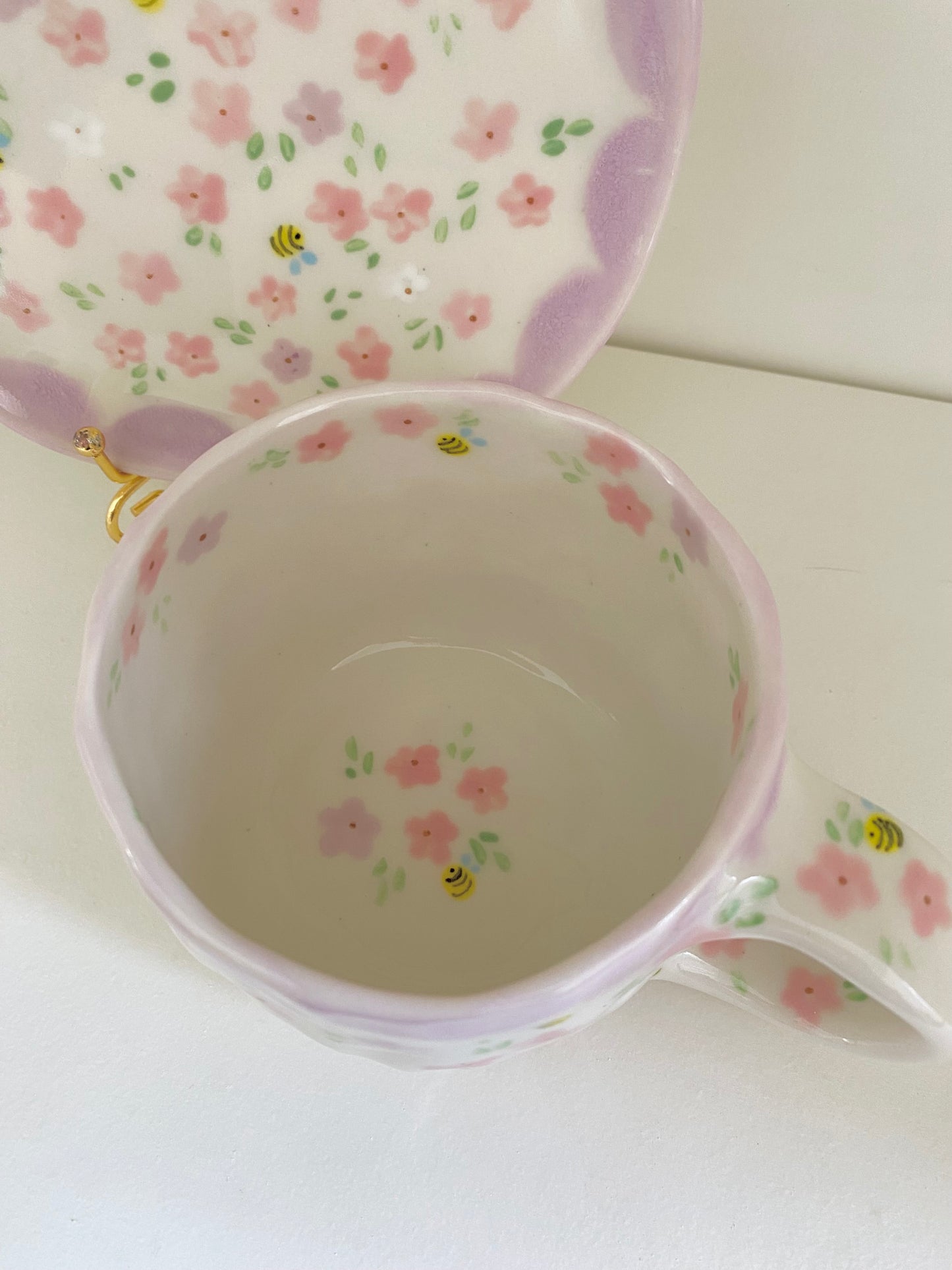 Dreamy Daises mug & saucer set 💐🐝