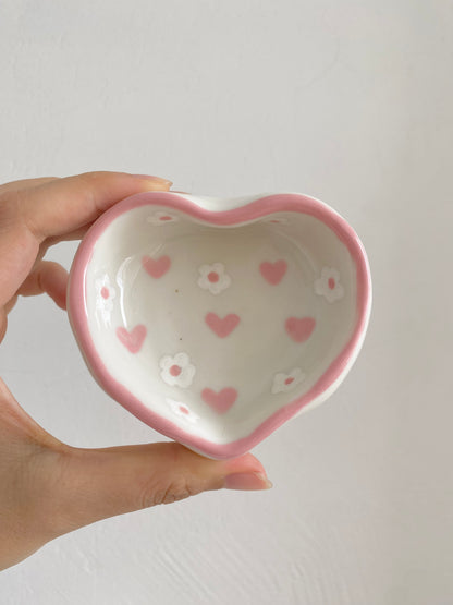 Way to my heart ring dish