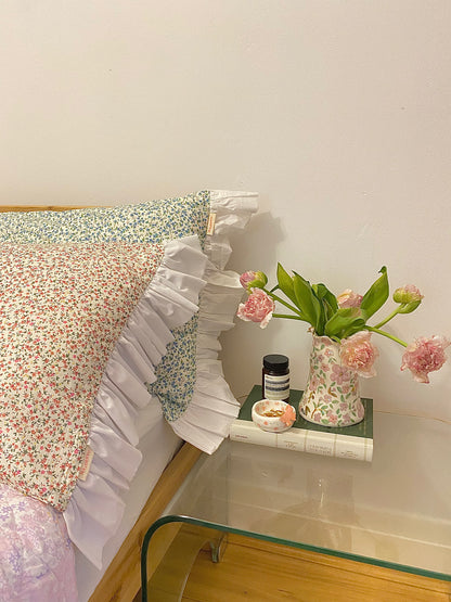 Ruffled Daisies Pillowcase 🌸