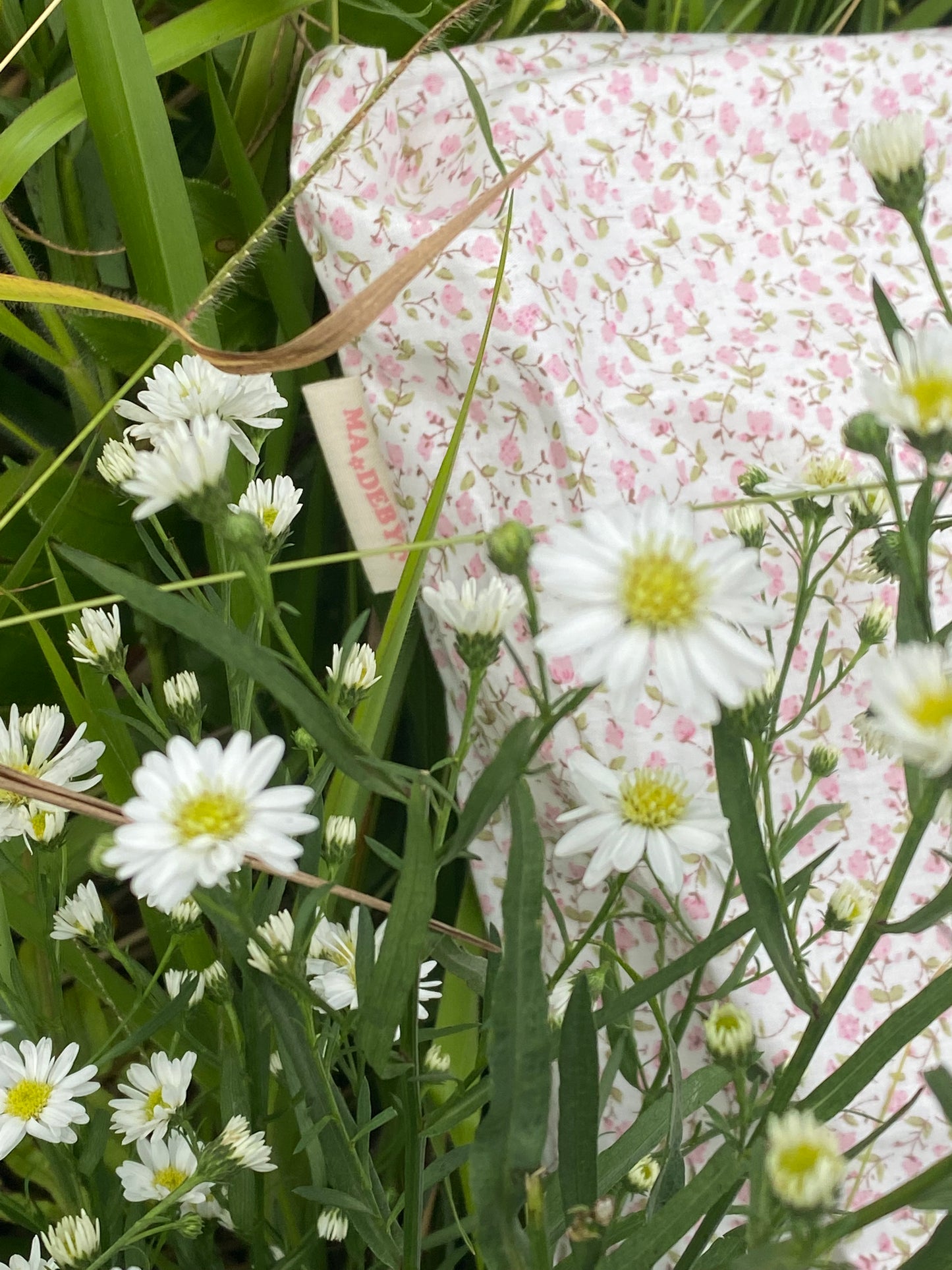 Candied Daisy Pillowcase