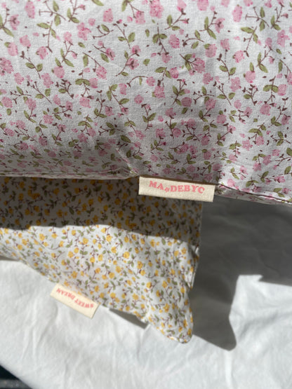 Candied Daisy Pillowcase